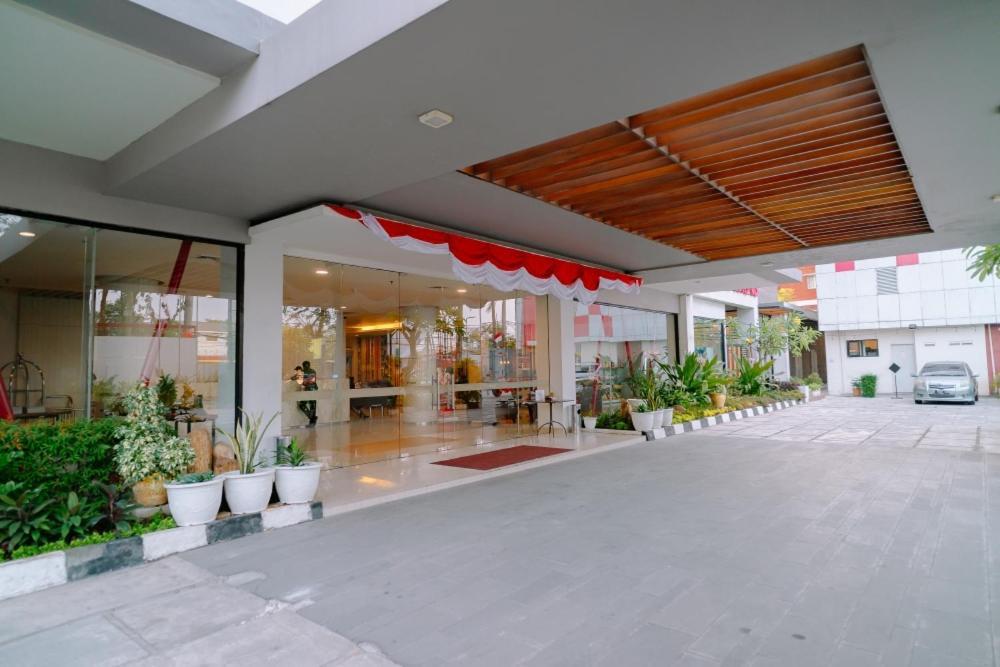 Sahid Bandara Soekarno Hatta Tangerang Extérieur photo